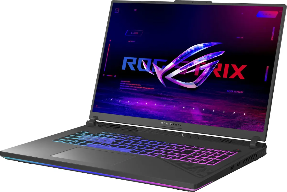 ASUS ROG STRIX G18 G814JVR-IS96 (90NR0IF6-M000F)